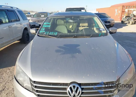 2013 Volkswagen Passat 2.5L Se from USA, damaged, VIN 1VWBH7A35DC120218